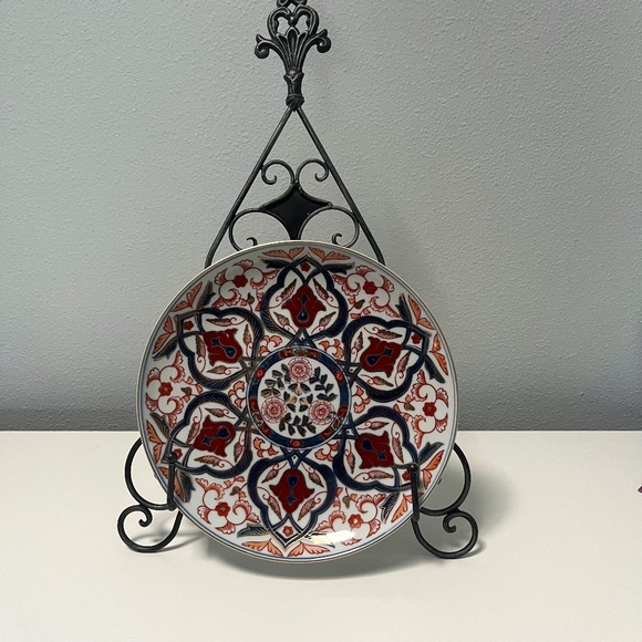 Gold Imari Hand Painted Red and Blue Japanese Collector Plate 9 3/4" Gold trim - Picture 2 of 9